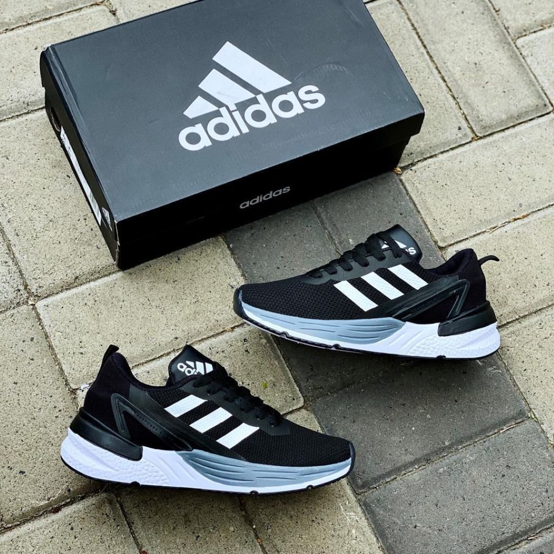 ADIDAS RESPONSE SR